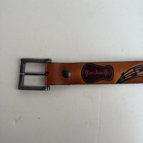 Brown leather Music City Nashville TN belt silver buckle boots cowboy guitar - Picture 6 of 15